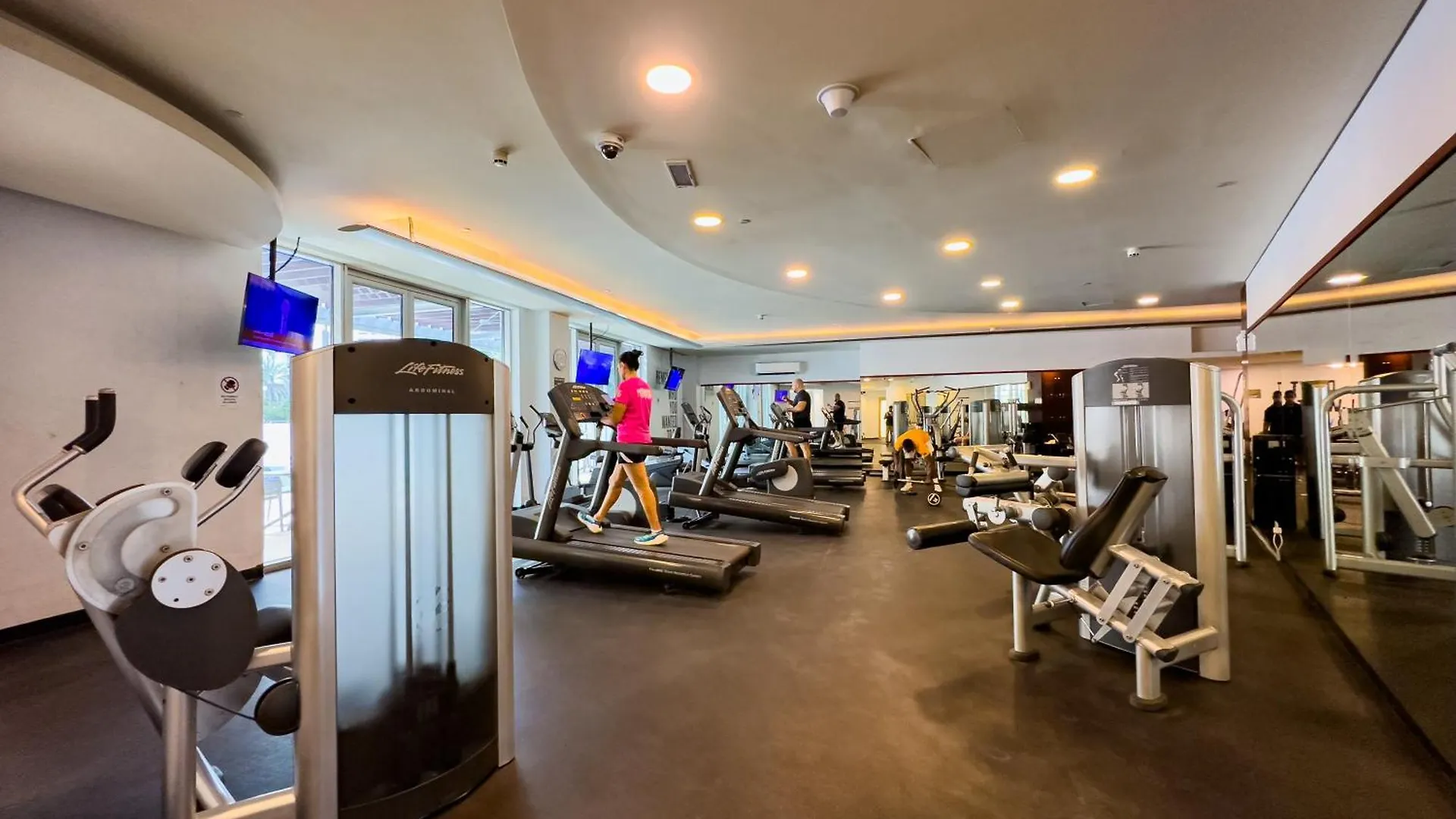 Naseem - Elegant 2Br Retreat With Balcony In Dubai Marina Apartment
