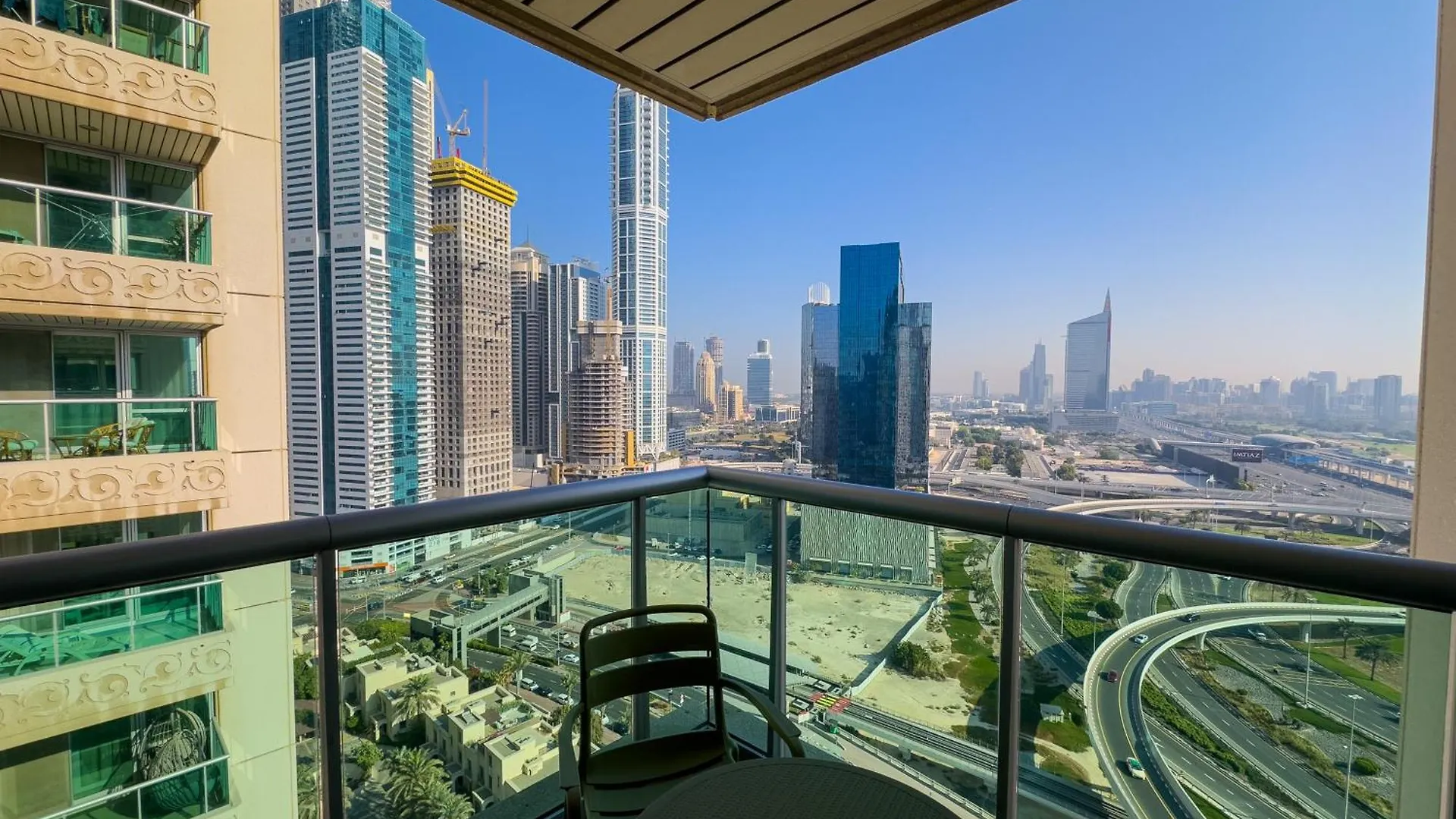Naseem - Elegant 2Br Retreat With Balcony In Dubai Marina