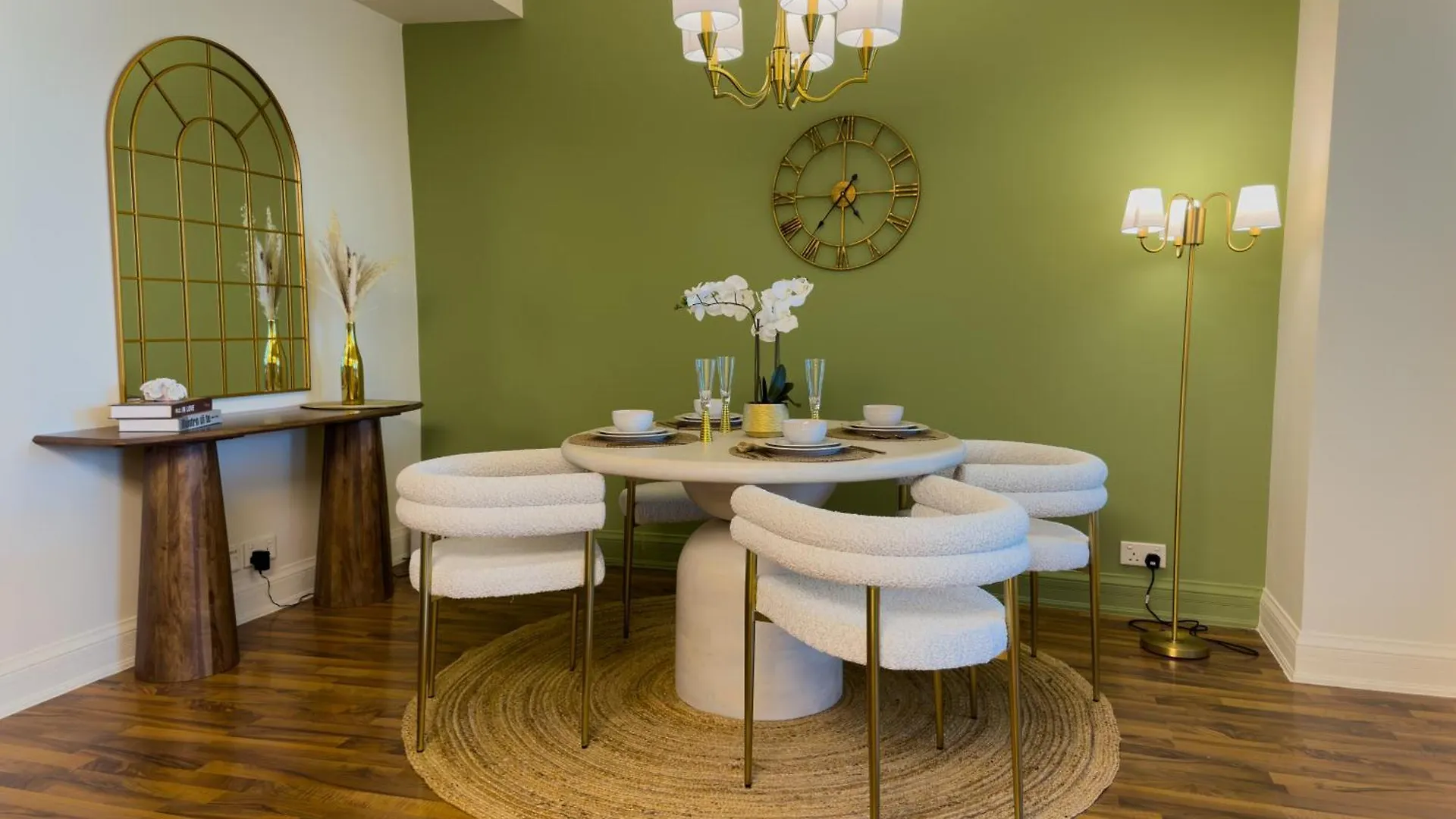 Apartment Naseem - Elegant 2Br Retreat With Balcony In Dubai Marina