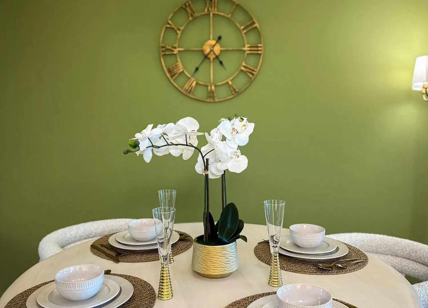 Apartmán Naseem - Elegant 2Br Retreat With Balcony In Dubai Marina