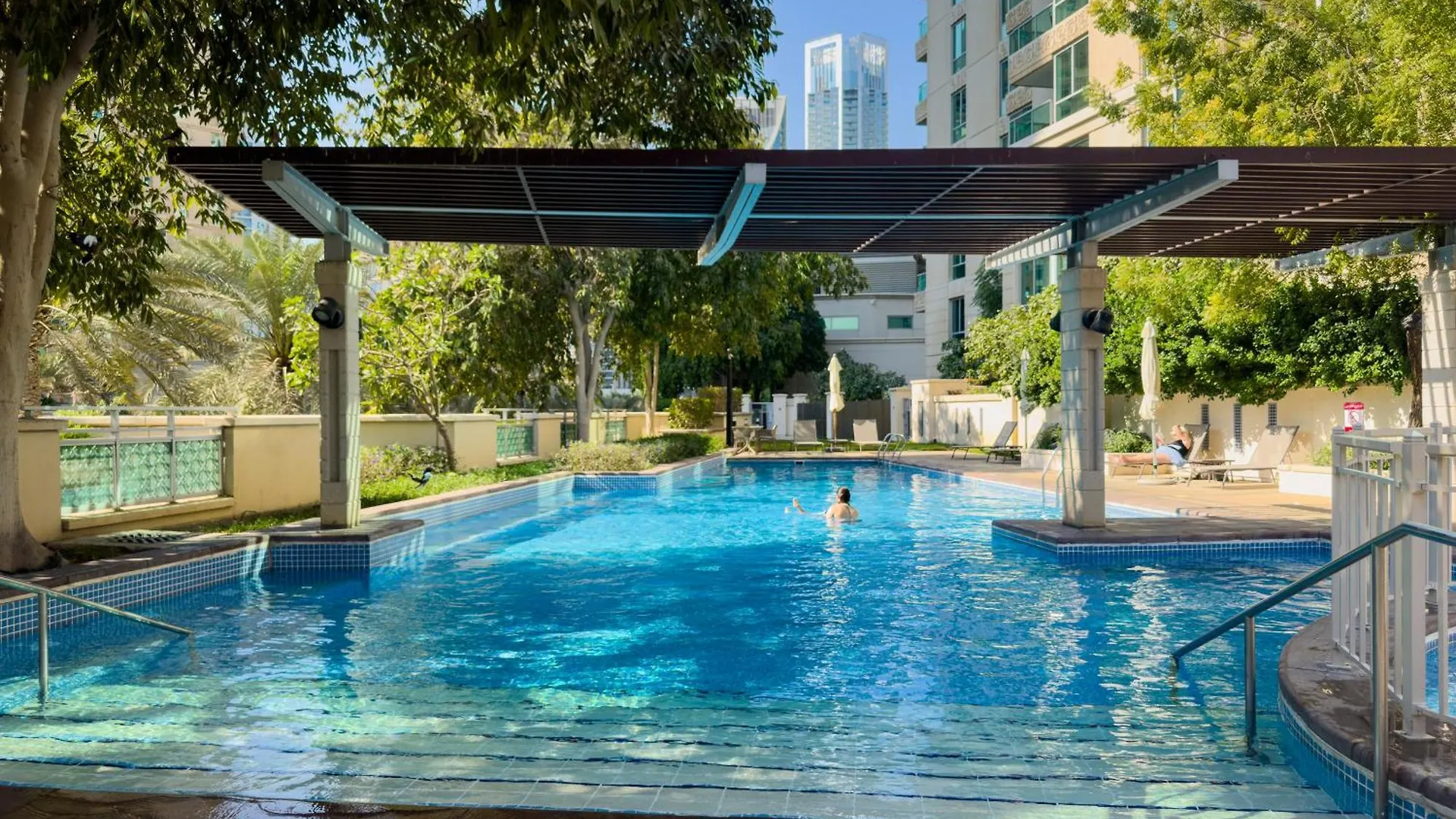 Naseem - Elegant 2Br Retreat With Balcony In Dubai Marina